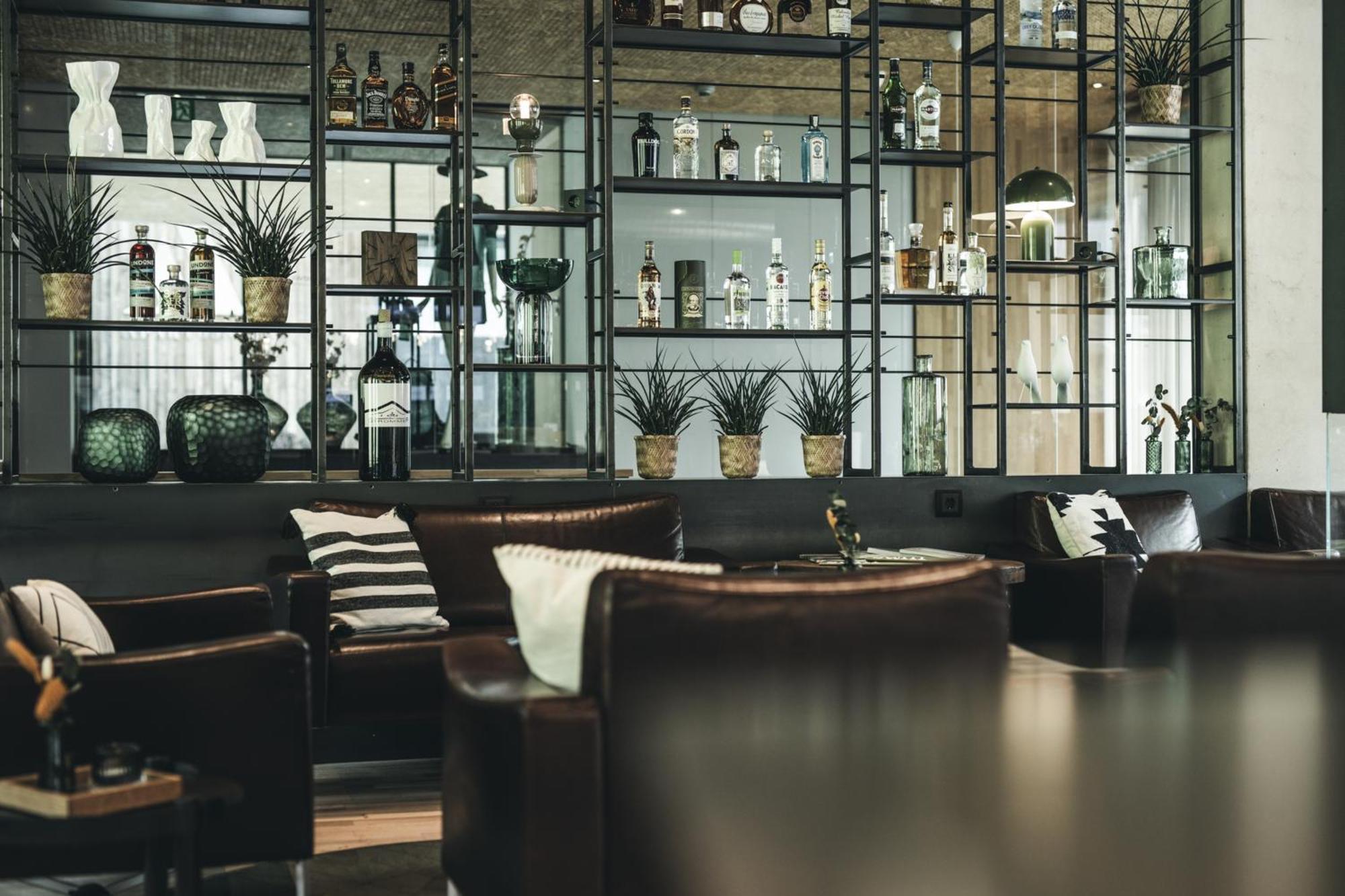 Hotel Arlmont 4 Stern Superior サンクト・アントン・アム・アールベルク エクステリア 写真
